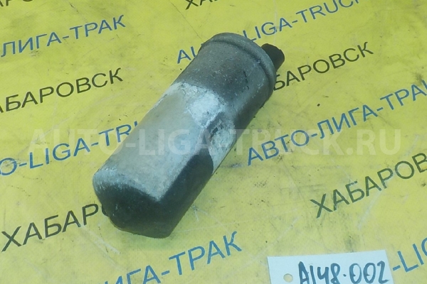 Осушитель кондиционера Nissan Atlas TD27 Осушитель кондиционера TD27 1999  92131-2T004