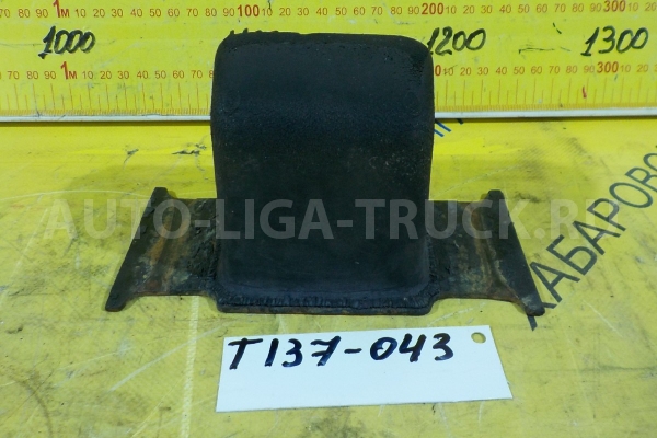 Отбойник Mazda Titan 4HF1 Отбойник 4HF1 1998  W706-28-320