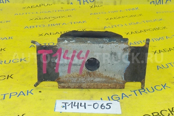 Отбойник Mazda Titan SL Отбойник SL 1989  W023-28-320