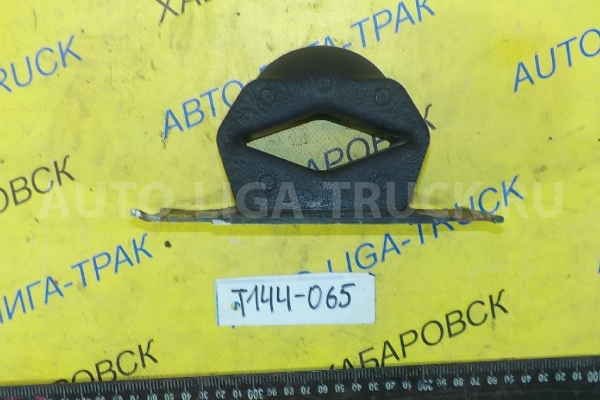 Отбойник Mazda Titan SL Отбойник SL 1989  W023-28-320
