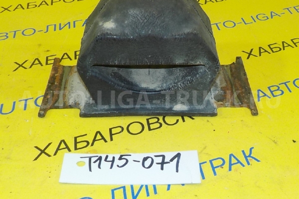 Отбойник Mazda Titan TF Отбойник TF 1996 W023-28-320 Отбойник Mazda Titan TF Отбойник TF 1996 W023-28-320