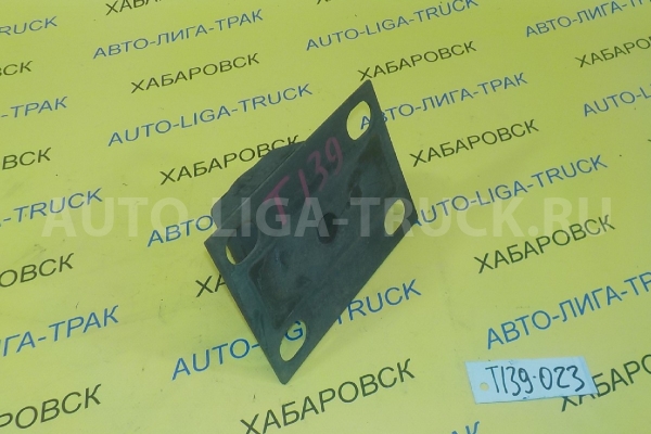 Отбойник Mazda Titan TF Отбойник TF 2001  W890-28-320