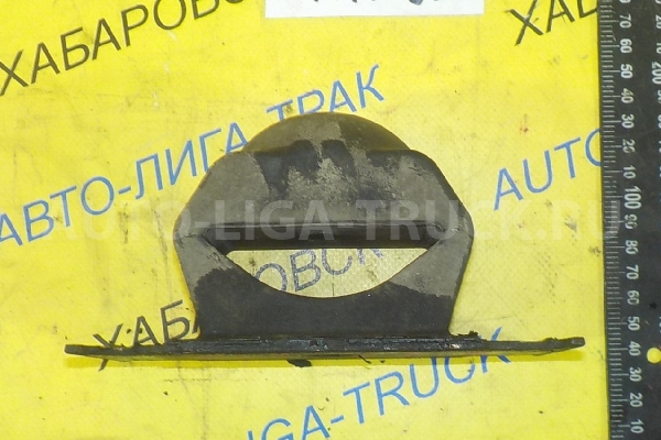 Отбойник Mazda Titan TF Отбойник TF 1998  W023-28-320