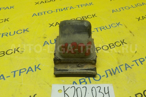 Отбойник Mitsubishi Canter 4M51 Отбойник 4M51 2001  MC110180