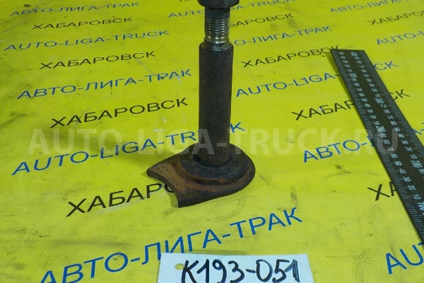 Палец рессорный Mitsubishi Canter 4D35 Палец рессорный 4D35 1997  MB025177