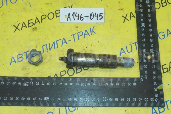Палец рессорный Nissan Atlas FD35 Палец рессорный  1991  55225-T9301