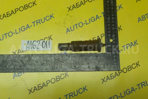 Палец рессорный Nissan Atlas FD42 Палец рессорный FD42 1992  55215-0T00A