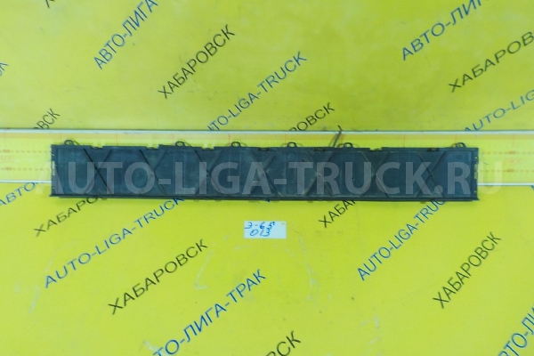 Панель Isuzu Elf 4BE1 Обшивка, панель салона 4BE1 1990  8-94270-322-4