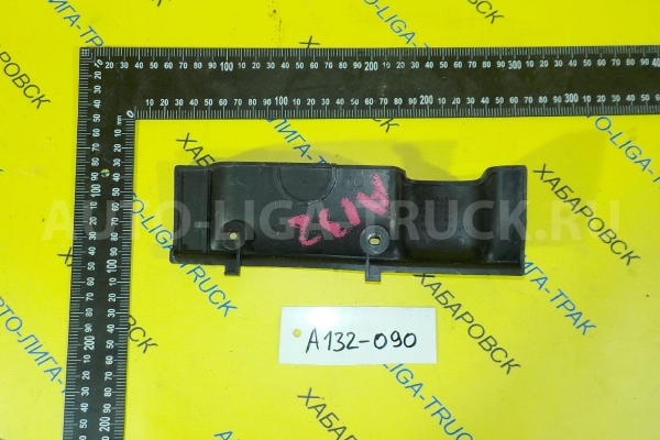 Панель Nissan Atlas TD23 Обшивка, панель салона TD23 1993  68921-0T000