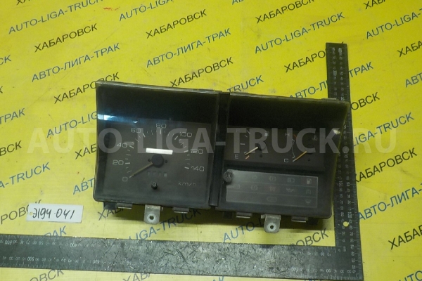 Панель приборов Isuzu Elf 4JB1 Панель приборов 4JB1 1988  8-94332-698-0