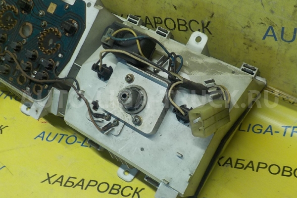 Панель приборов Isuzu Elf 4JB1 Панель приборов 4JB1 1988  8-94332-698-0