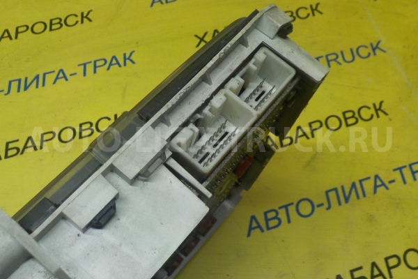 Панель приборов Mazda Titan TF Панель приборов TF 2001  W613-55-471