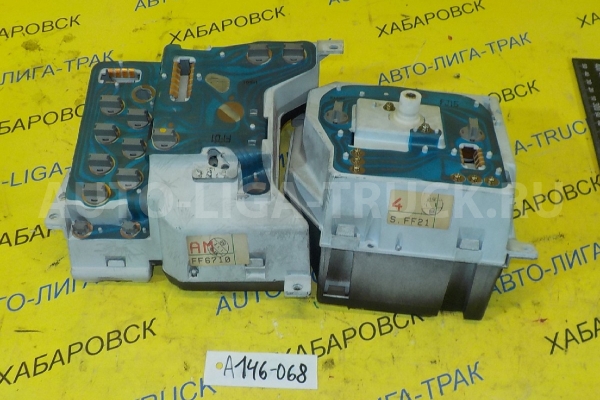 Панель приборов Nissan Atlas FD35 Панель приборов  1991  24820-50T00