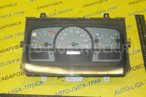 Панель приборов Nissan Atlas QD32 Панель приборов QD32 2005  24813-0T003