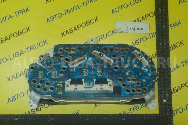 Панель приборов Toyota Dyna, Toyoace 5L Панель приборов 5L 2003  83841-25380