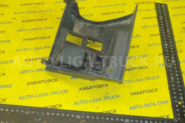 Панель салона Mazda Titan 4HF1 Панель салона 4HF1 1999  W412-64-261