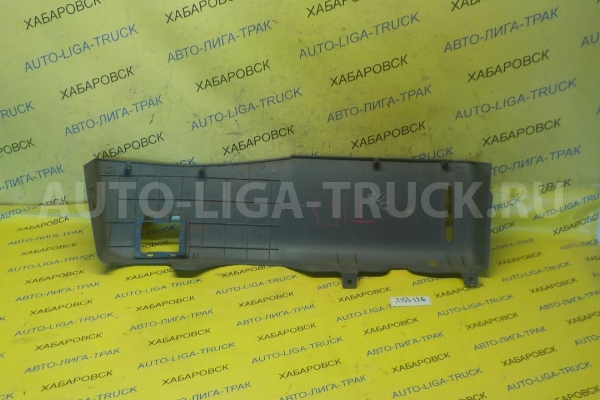 Панель салона Mazda Titan WL Панель салона WL 2001  W620-64-280