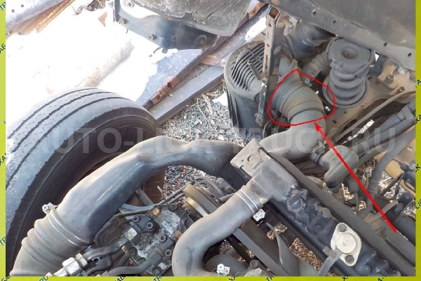 Патрубок фильтра Isuzu Elf Патрубок фильтра 9-70217-190-2 Патрубок фильтра Isuzu Elf Патрубок фильтра 9-70217-190-2
