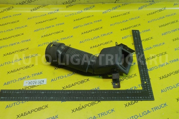 Патрубок фильтра Isuzu Elf 4JG2 Патрубок фильтра 4JG2 1995 8-97048-004-9 Патрубок фильтра Isuzu Elf 4JG2 Патрубок фильтра 4JG2 1995 8-97048-004-9