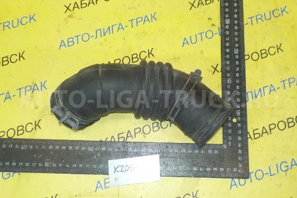 Патрубок фильтра Mitsubishi Canter 4M40 Патрубок фильтра 4M40 2000  MC111316