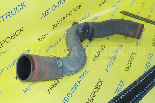 Патрубок фильтра Mitsubishi Canter 4M42 Патрубок фильтра 2006 ME409945 Патрубок фильтра Mitsubishi Canter 4M42 Патрубок фильтра 2006 ME409945