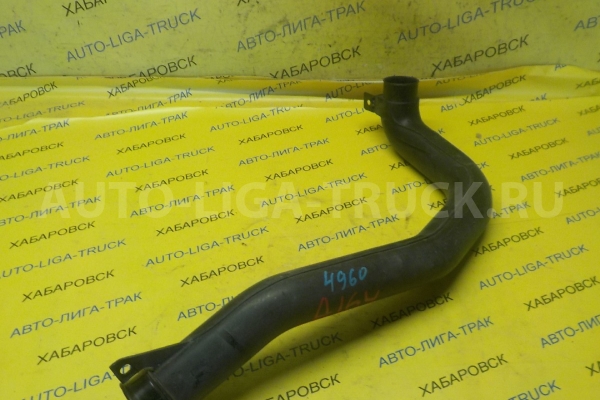 Патрубок фильтра Nissan Atlas TD27 Патрубок фильтра TD27 1991 16575-22T00 Патрубок фильтра Nissan Atlas TD27 Патрубок фильтра TD27 1991 16575-22T00