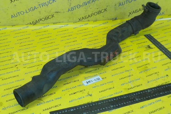 Патрубок фильтра Nissan Atlas ED33 Патрубок фильтра ED33 1988  16575-T9000