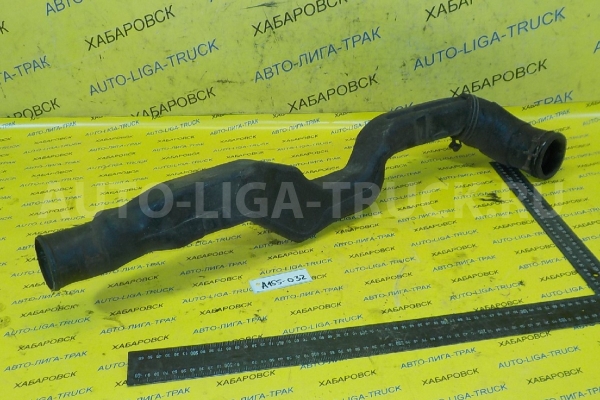 Патрубок фильтра Nissan Atlas ED33 Патрубок фильтра ED33 1988  16575-T9000