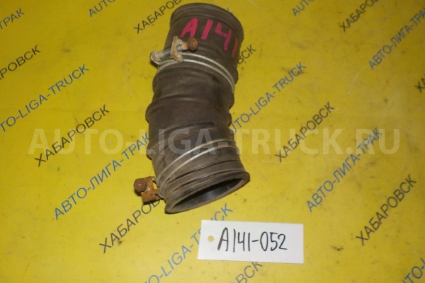 Патрубок фильтра Nissan Atlas QD32 Патрубок фильтра QD32   16576-2T300