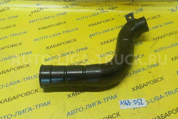 Патрубок фильтра Nissan Atlas TD27 Патрубок фильтра TD27 1995  16575-2T301