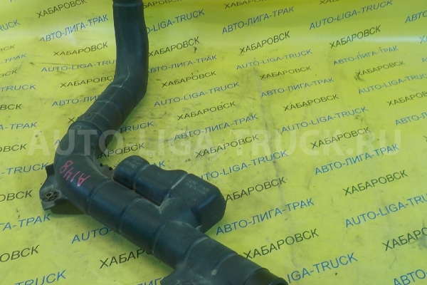 Патрубок фильтра Nissan Atlas TD27 Патрубок фильтра TD27 1999  16575-2T302