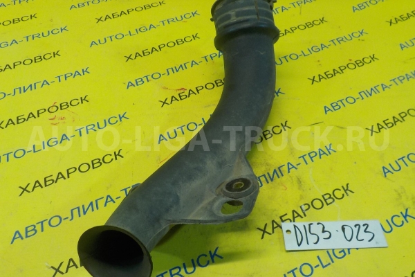 Патрубок фильтра Toyota Dyna, Toyoace 5L Патрубок фильтра 5L 2003  52811-25010