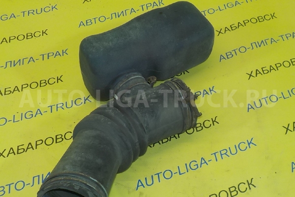 Патрубок фильтра Toyota Dyna, Toyoace 5L Патрубок фильтра 5L 2000  17805-54300