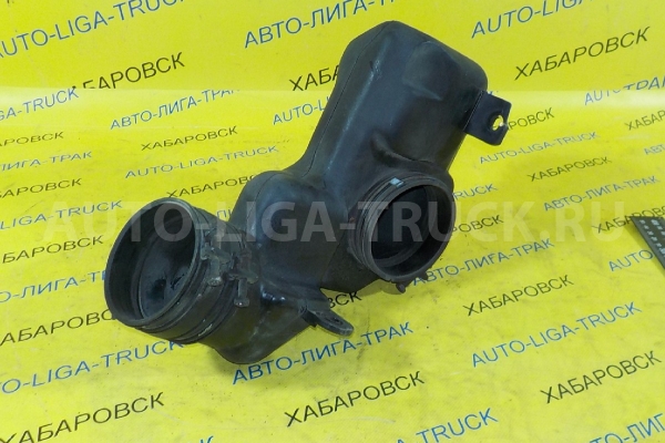 Патрубок фильтра Toyota Dyna, Toyoace Патрубок фильтра    17805-78021