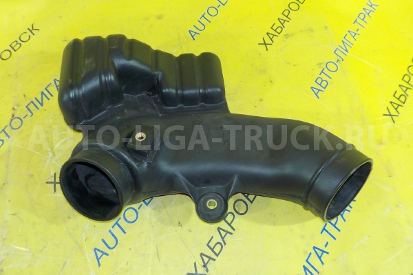 Патрубок фильтра Toyota Dyna, Toyoace S05C Патрубок фильтра S05C 2001  17750-78010