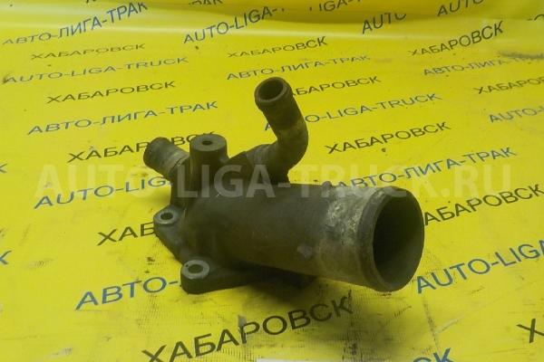 Патрубок Mazda Titan 4HG1 Патрубок 4HG1 YJ21-15-160 Патрубок Mazda Titan 4HG1 Патрубок 4HG1 YJ21-15-160