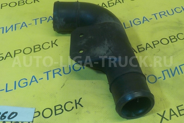 Патрубок радиатора Mitsubishi Canter 4M51 Патрубок радиатора 4M51 2003  ME400467