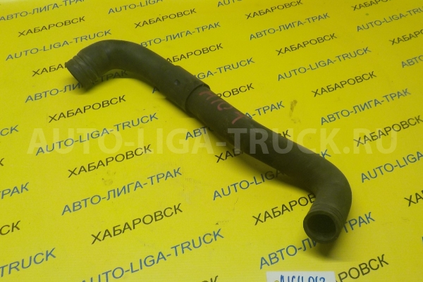 Патрубок радиатора Nissan Atlas TD27 Патрубок радиатора TD27 1991  21503-10T01