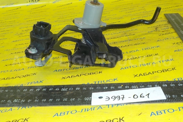 Педаль газа Isuzu Elf 4JJ1 Педаль газа  2010  8-97387-358-1