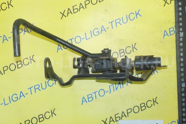 Педаль газа Mazda Titan 4HF1 Педаль газа 4HF1 1997  W065-41-640B