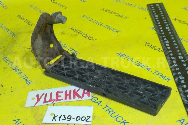 Педаль газа Mitsubishi Canter 4D36 Педаль газа 4D36 1999  MB390901