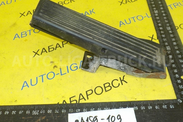 Педаль газа Nissan Atlas QD32 Педаль газа QD32 2005  18013-0T000