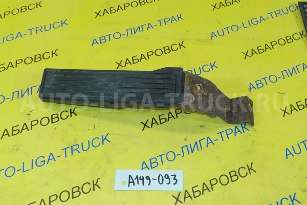 Педаль газа Nissan Atlas TD27 Педаль газа TD27 1993  18013-0T000