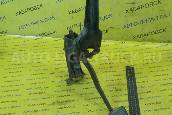 Педаль сцепления Mitsubishi Canter 4M40 Педаль сцепления 4M40 1994  MC125283