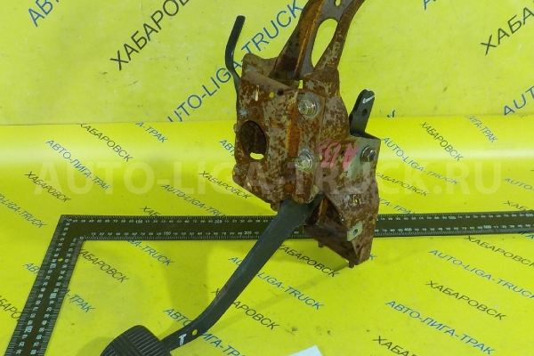 Педаль сцепления Nissan Atlas QD32 Педаль сцепления QD32 2001 46550-6T300 Педаль сцепления Nissan Atlas QD32 Педаль сцепления QD32 2001 46550-6T300