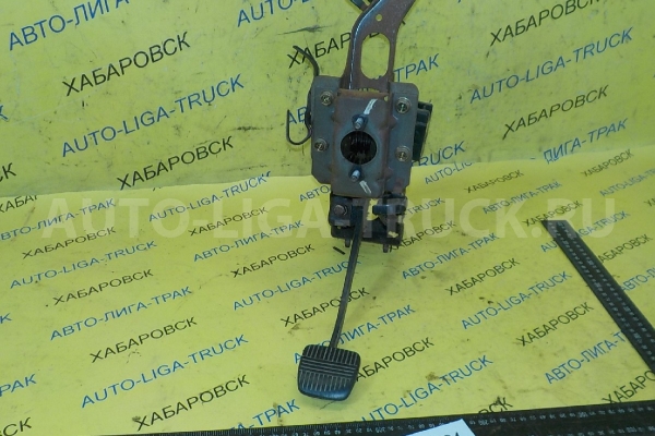 Педаль сцепления Nissan Atlas QD32 Педаль сцепления QD32 2005  46550-6T300