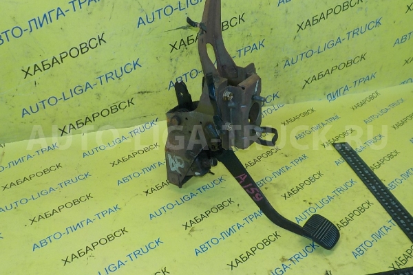 Педаль сцепления Nissan Atlas QD32 Педаль сцепления QD32 2005  46550-6T300