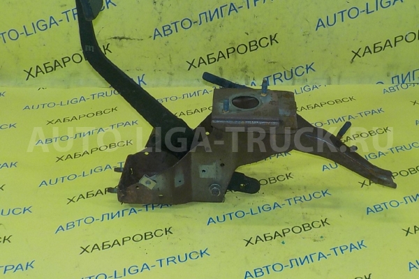 Педаль сцепления Nissan Atlas TD27 Педаль сцепления TD27 1997  46550-6T001