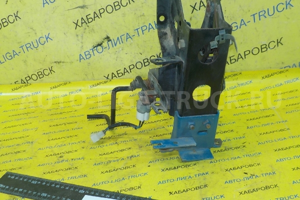 Педаль тормоза Mitsubishi Canter 4D32 Педаль тормоза 4D32 1990  MB295324