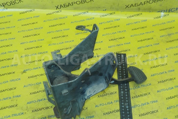 Педаль тормоза Mitsubishi Canter 4M40 Педаль тормоза 4M40 1994  MC125314